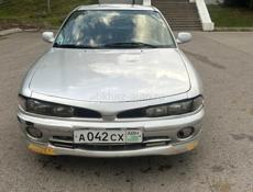 Mitsubishi Galant