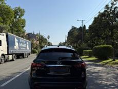 Infiniti FX