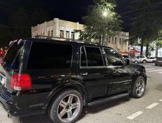 Lincoln Navigator