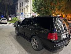 Lincoln Navigator