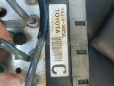 Абс блок таета краун 