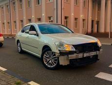 Nissan fuga