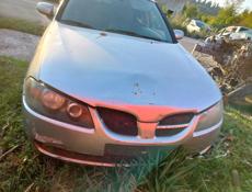 Nissan Almera