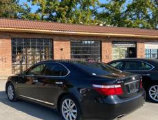 Lexus LS