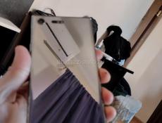  Sony Xperia premium