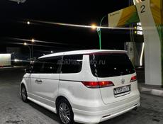 Honda Еlysion