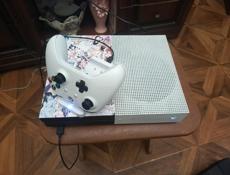 Xbox one s много игр