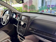 Chrysler Town & Country