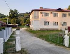 ПРОДАМ КВАРТИРУ В НОВОМ АФОНЕ ВМЕСТЕ С ЗЕМЛЕЙ