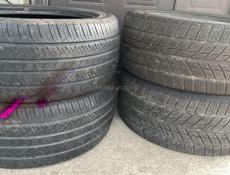 245/45 R18