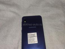 Телефон Самсунг Гэлакси А10 