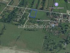 С. Алахадзе ул Морская. 30сот земли , 200метров до моря . Всё документы на руках .