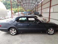 Mercedes-Benz 190