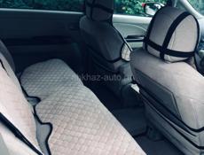 Mitsubishi Grandis