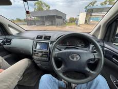 Toyota Ipsum