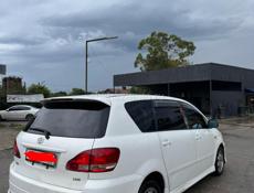 Toyota Ipsum