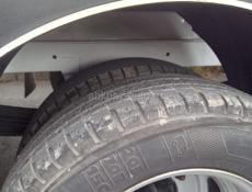 Mercedes-Benz 100-Series