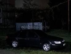 Audi 100
