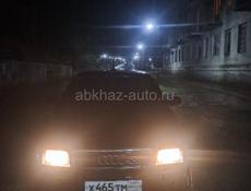 Audi 100