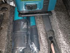 Продам срочно строительный лазерный уровень BOSCN 3 D-4 Dновый