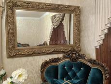 Продаю большое зерколо на фото особо не видно,но зеркало очень смотрится богата и красиво.