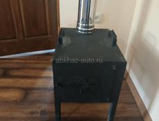Продаю дровяную печку новая вообще не пользовались в зале не подошло 