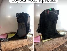 Toyota Voxy коробка автомат, фары, капоты, крепление бампера, зеркала и много других запчастей в наличии и под заказ 