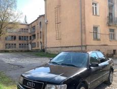 Audi 100
