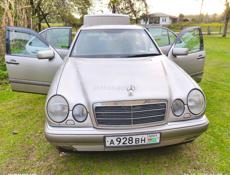Mercedes-Benz E-Класс