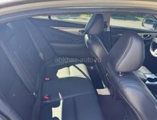 Infiniti QX56