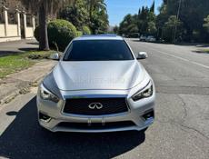 Infiniti QX56
