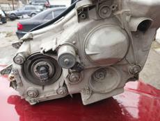 Фара правая Тойота Краун