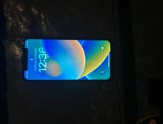 Продам 10 айфон 