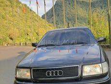 Audi 100