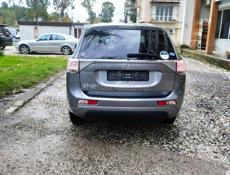Mitsubishi Outlander XL