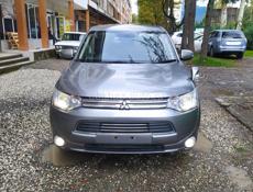 Mitsubishi Outlander XL