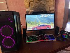 Уместен торгХорошим игровой пк со всеи гарнитурои