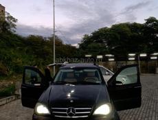 Mercedes-Benz ML