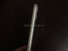Продаю 11 айфон