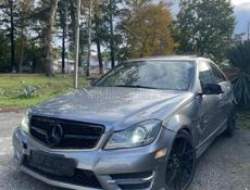 Mercedes-Benz C-Класс