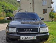 Audi 100