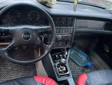 Audi 80