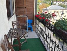 2 к.кв на долгий срок ,1 год,рядом ботан .сад -50 т.р