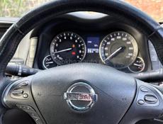 Nissan fuga
