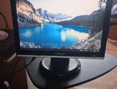 Монитор SAMSUNG. 