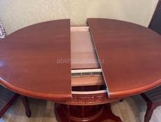 Продается стол 
