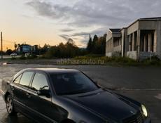 Mercedes-Benz E-Класс