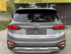 Hyundai Santa FE