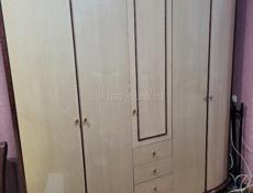 Шкаф платяной 4х створчатый