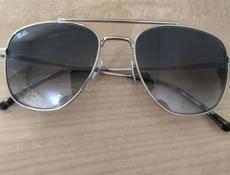 Ray-Ban RB3707